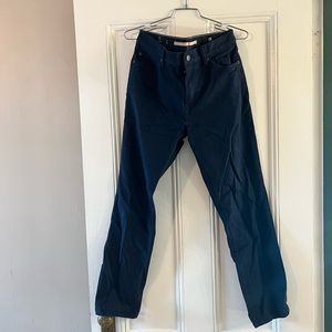 Banana Republic Men’s Slim Traveler pant 2.0: size 32x30